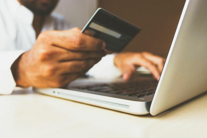 Making an online payment 1