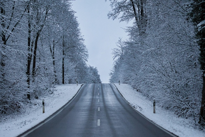 Snow road 1